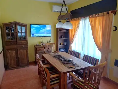 Casa Ph En Venta 3 ambientes Cochera Patio Haedo Norte