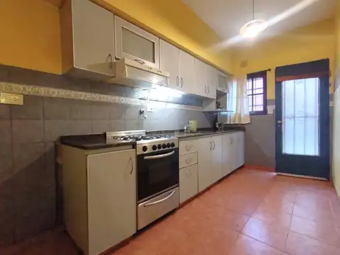 Depto Tipo Casa en Venta de 3 ambientes