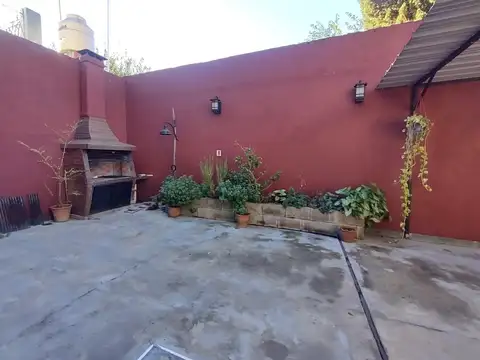 Depto Tipo Casa en Venta con 2 cocheras