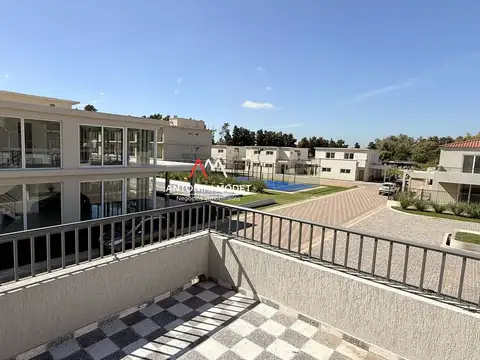 CASA TIPO DUPLEX A ESTRENAR EN CHIC VILLAGE - PILAR