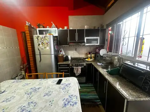 Depto Tipo Casa en Venta con 1 cocheras