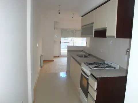 Departamento en Alquiler en Urquiza R, $ 620.000