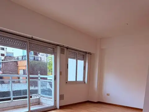 Bauness 2000, Piso 2