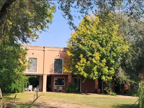 Estancia en Venta en Los Hornos