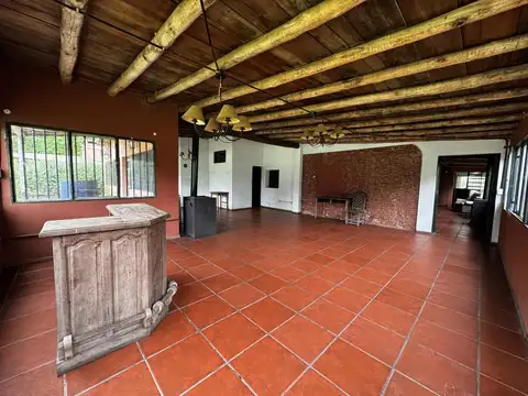 Casa 6 ambientes con 3 baños