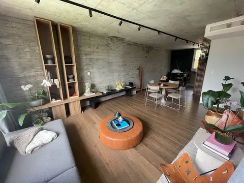 Departamento en Alquiler en Punta Chica, USD 1.700