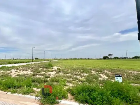 LOTE EN ABRAS DE MANANTIALES 