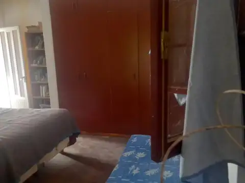 CASA PARA RECICLAR EN ALVAREZ