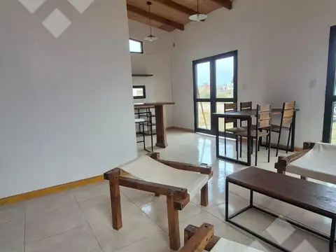Casa en Alquiler en Neuquen, $ 1.500.000