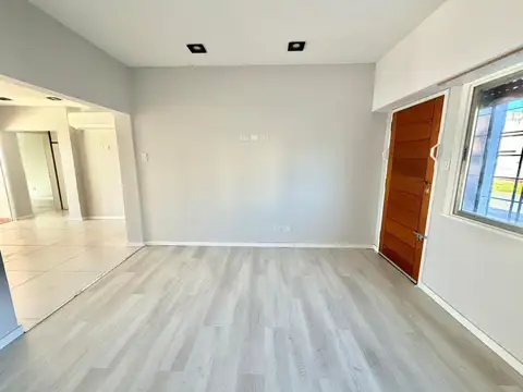 Casa en Alquiler en Caseros, $ 1.800.000