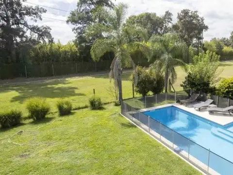 Venta - Gran Casa en Barrio Estancias del Rio - Financiación - APTO CRÉDITO
