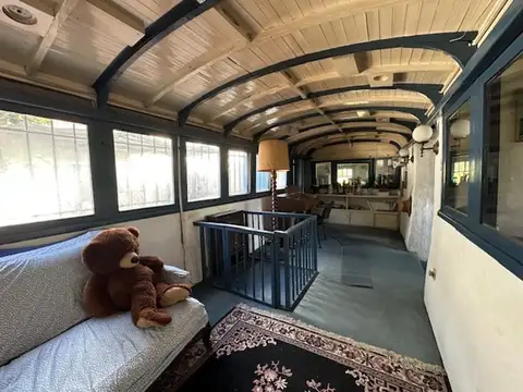 Casa 5 ambientes con 4 baños