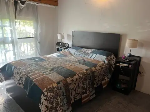 Casa 3 ambientes con QUINCHO en CASEROS