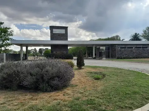 Terreno en Venta en Longchamps, USD 36.000