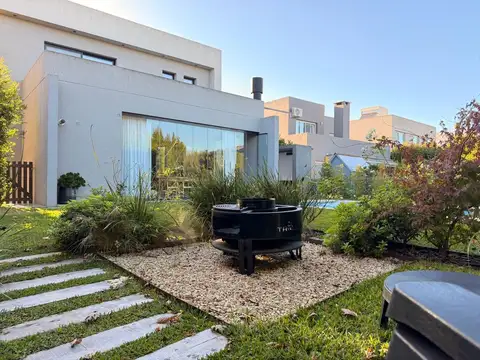 Venta | Casa con 3 dormitorios en lote interno | Tipas, Nordelta