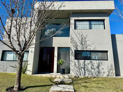 Venta | Casa con 3 dormitorios en lote interno | Tipas, Nordelta