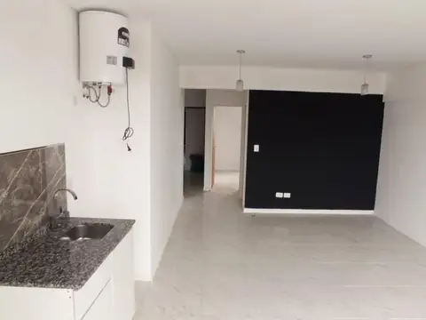 Departamento en Alquiler en Lanus Este, $ 500.000