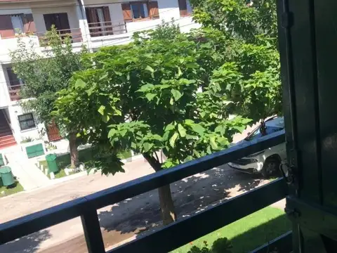 Zubiria 18000, Piso 1