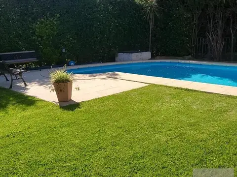 Casa en Venta al Este