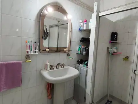 VENTA CASA 2 DORMI VILLA CABRERA IMPECABLE