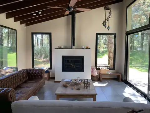 Casa en Alquiler en Barrio Deportivo 2, $ 1.300