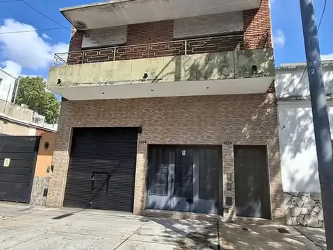 Vendo ph 3 amb con cochera y terraza a refaccionar