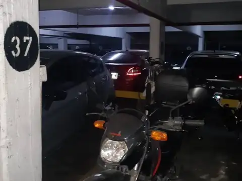Cochera en Venta en Almagro, CABA