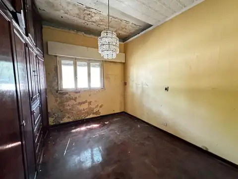 Venta | Casa 3 ambientes a refaccionar | Saavedra