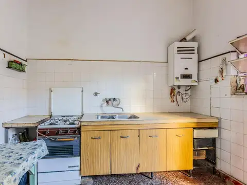 Casa 3 ambientes con 1 baño