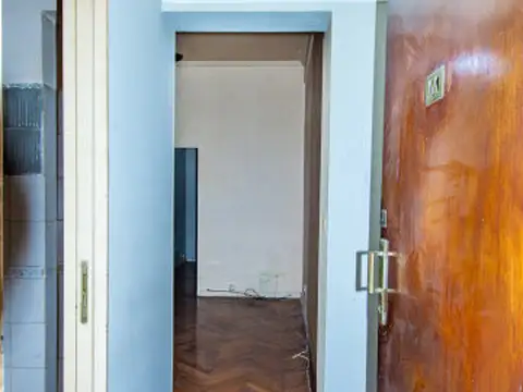Oportunidad: Departamento 3 ambientes a reciclar