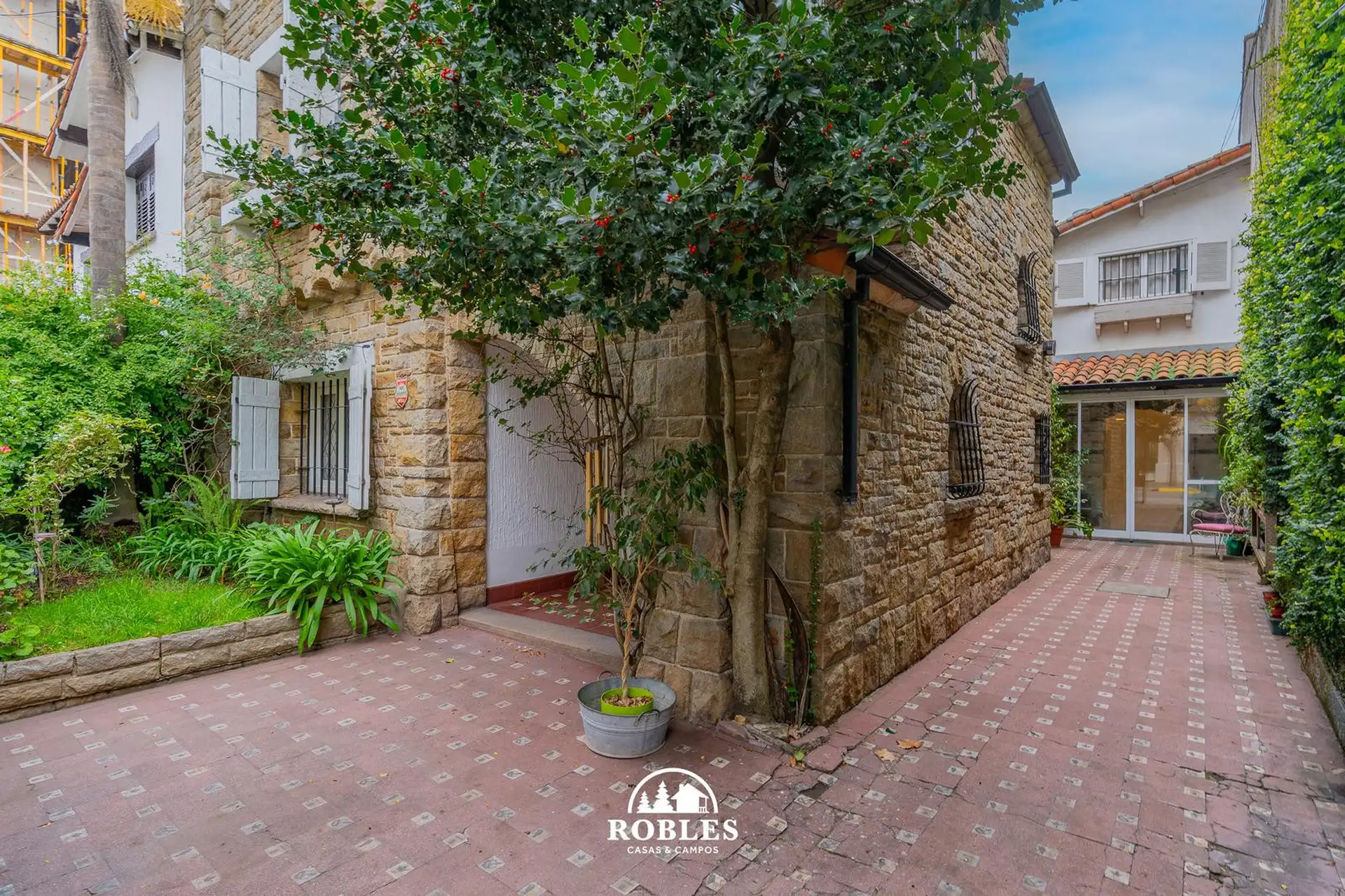 Chalet en el tradicional barrio Chauvin