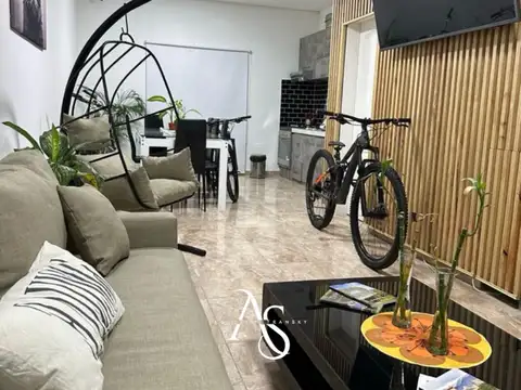 Depto Tipo Casa en Venta de 3 ambientes