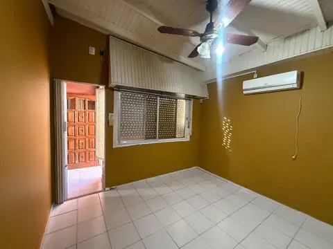 Depto Tipo Casa 2 ambientes con 1 baño