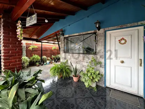 Areco 5800, Piso 0