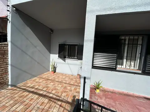 Depto Tipo Casa 4 ambientes con 1 baño