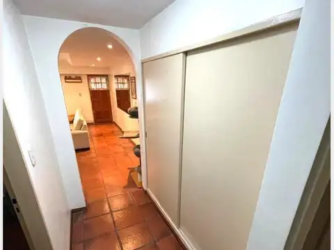 Depto Tipo Casa en Venta en Villa Luzuriaga, USD 85.000
