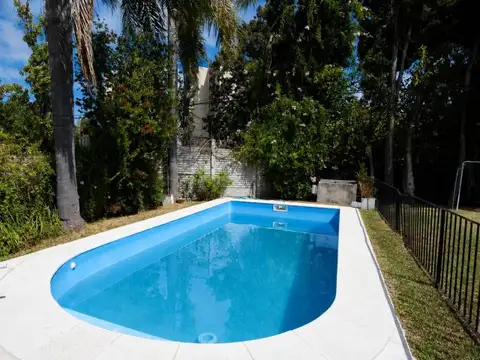 Casa 6 ambientes con 3 baños