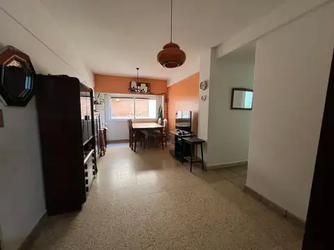 VENTA 4 AMB C/PATIO EN VILLA URQUIZA OPORTUNIDAD