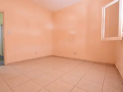 Casa en Venta en Parque Avellaneda, USD 99.000