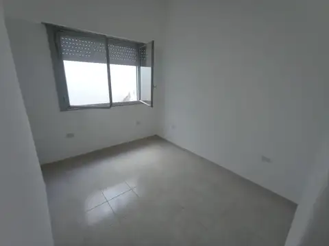 Depto Tipo Casa en Alquiler en La Plata, $ 580.000