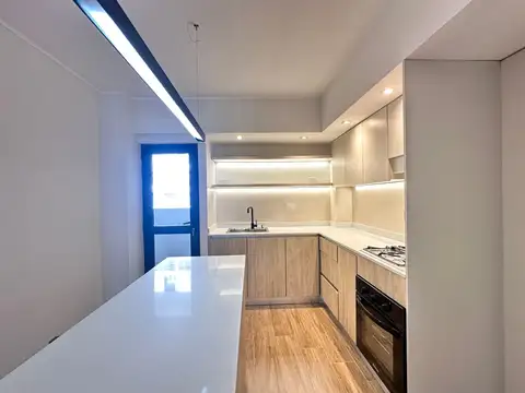 Departamento 6 ambientes con 3 baños