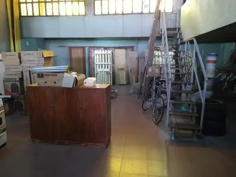 Local en Alquiler en Pablo Podesta, $ 2.750.000