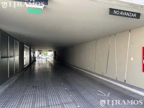 Oficina en Alquiler al Norte