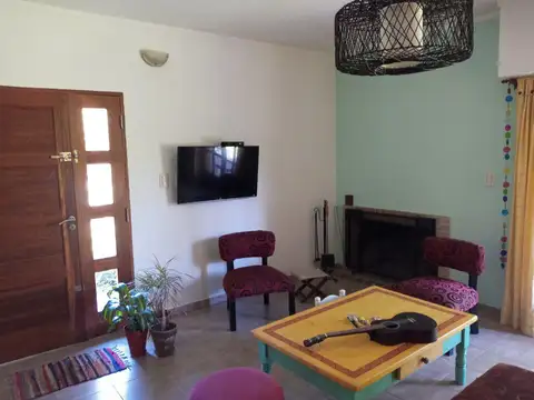 Casa en Venta con 3 cocheras