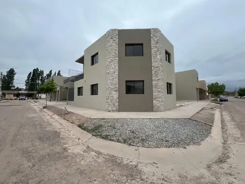 Departamento en Alquiler de 3 dormitorios