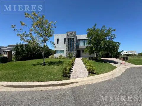 Casa en Venta en San Sebastian, Countries y Barrios Cerrados en Escobar