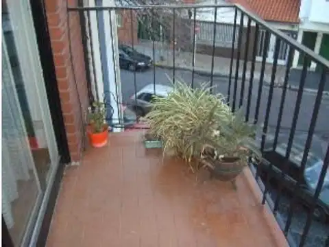 2 Ambientes Luminoso con Balcón