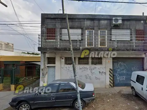 Galpón 380m² con Departamento en VENTA en Villa Bonich