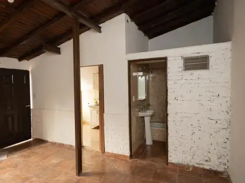 Oficina en Alquiler en Villa Adelina, $ 750.000