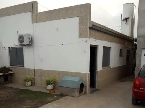 PH en venta - 3 dormitorios 1 baño - Cochera - 200mts2 - Mar Del Plata